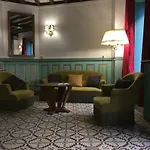 The Old Hotel Ravel Centre