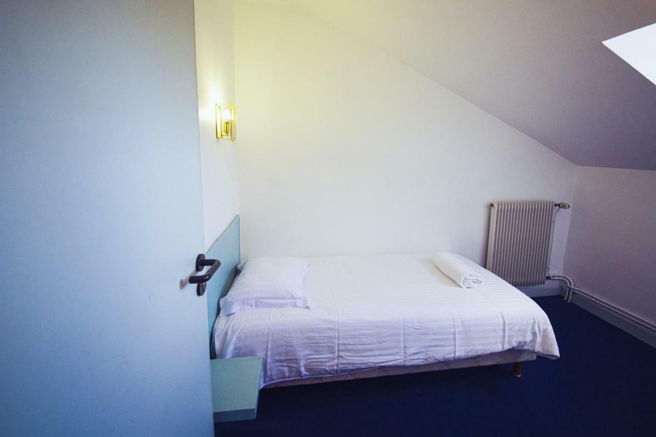 The Old Ravel Centre 2*